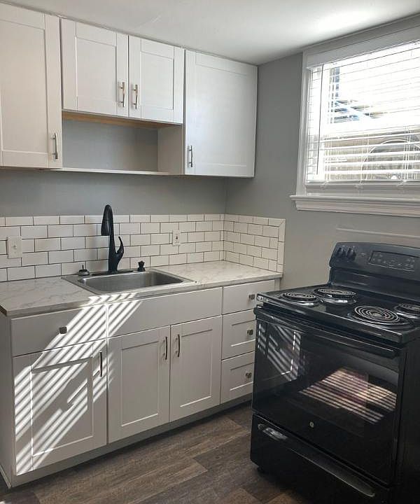 1st image of 1921 7th Ave #3