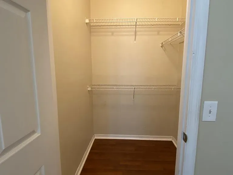 Room 2: Walk in closet