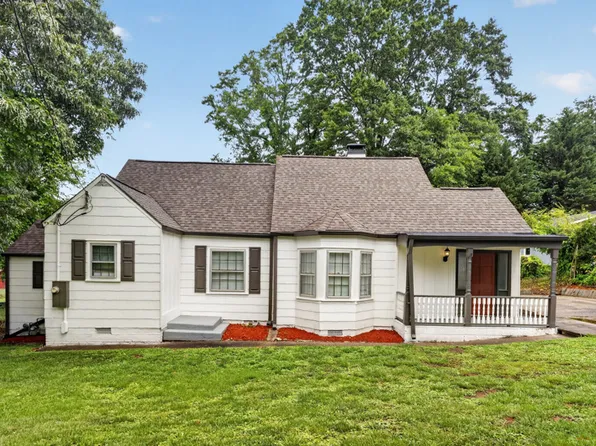 1093 Enota Ave NE, Gainesville, GA 30501