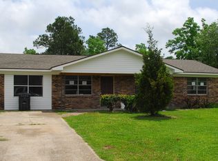 403 Pine Hills Dr, Gulfport, MS 39503