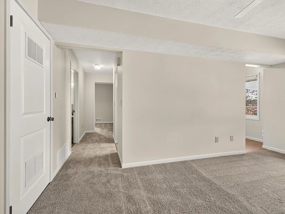 Crimson Heights Apartments