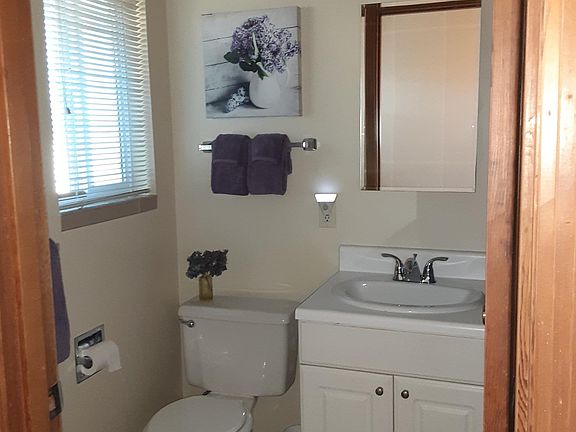 5th image of 21114 77th Pl W APT 102