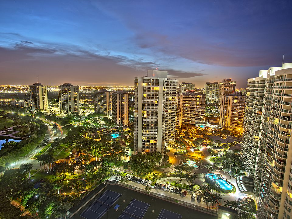 1st image of 20191 E Country Club Dr APT 1710