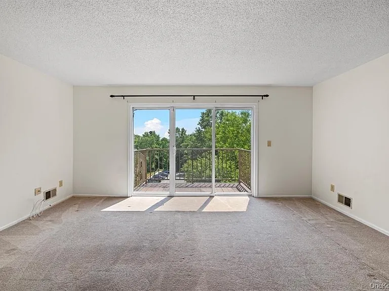 6 Cumberland Ct — Photo 9