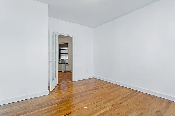 Rented by Bond New York | media 4