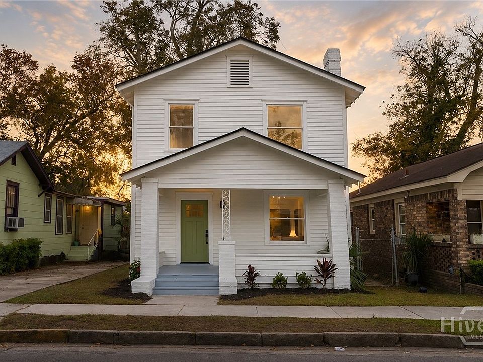 1st image of 1008 E Waldburg Street #A