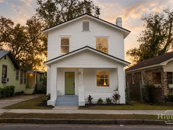 1008 E Waldburg Street, Savannah, GA 31401