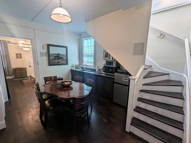 2477 Royal St #A — Photo 11