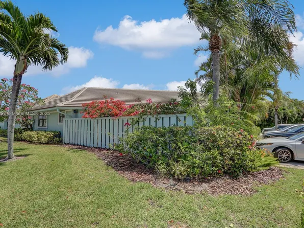 1127 E Seminole Ave APT 25D, Jupiter, FL 33477