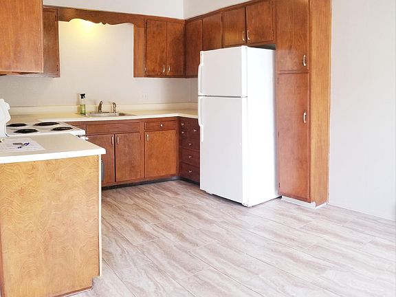 Plenty of cupboard space