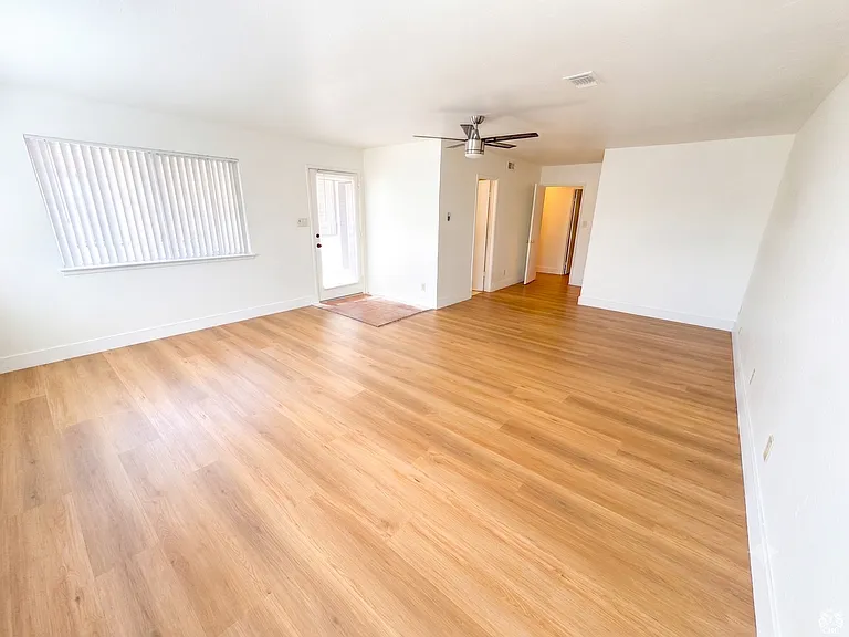 6624 Doreen Way — Photo 18