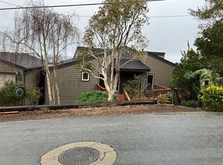 733 Ardath Dr, Cambria, CA 93428