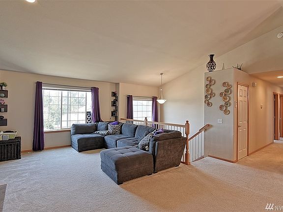 4th image of 3601 68th Dr NE