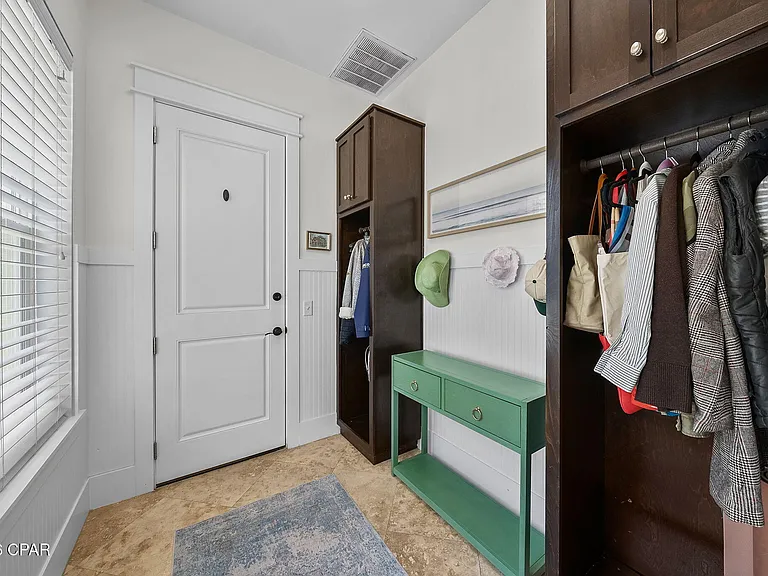 409 Liverpool Ave — Photo 19