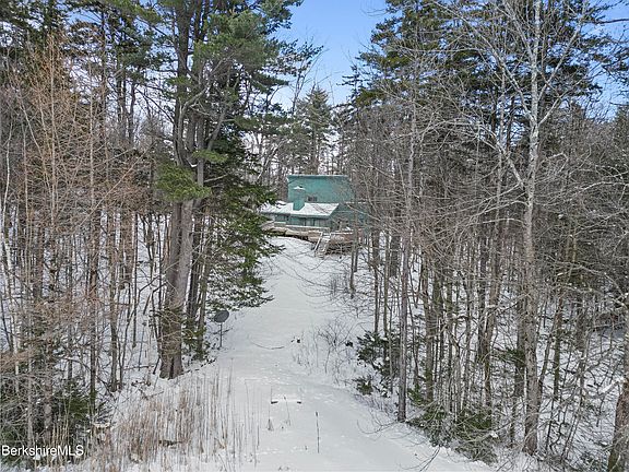 3rd image of 973 Fred Snow Rd