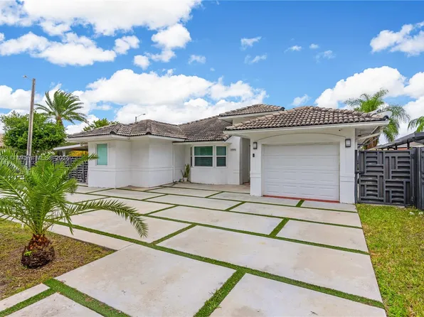 14881 SW 176th Ter, Miami, FL 33187