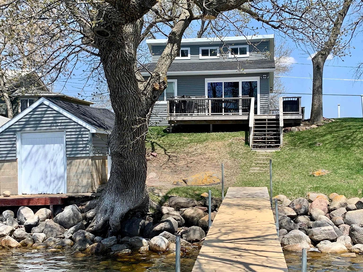 25251 McClelland Ln, Spirit Lake, IA 51360 Zillow