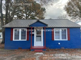 312 N Sellers St, Selma, NC 27576