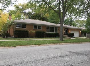 1104 N Hamlin Ave, Park Ridge, IL 60068