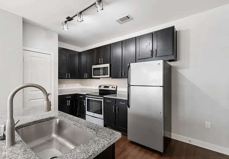 Realm at Patterson Place — Photo 13