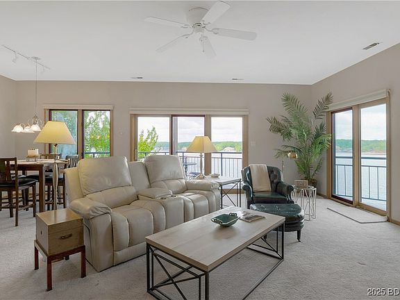 4th image of 4465 Hamrock Ln #521