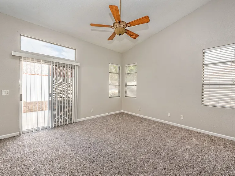 6412 Blacklion Ct — Photo 12