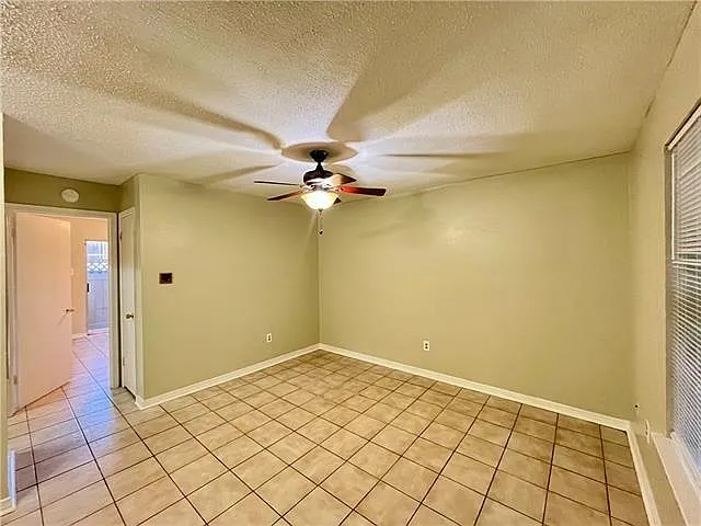 2330 Edenborn Ave #116 — Photo 8