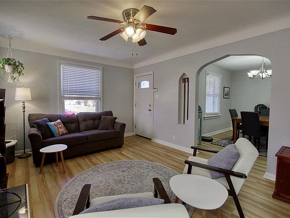 5th image of 6762 Bonnie Ave