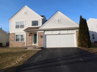 610 S Haverhill Ln, South Elgin, IL 60177