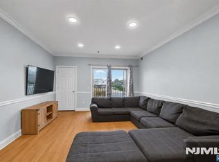 15-19 Tichenor #403, Newark, NJ 07114