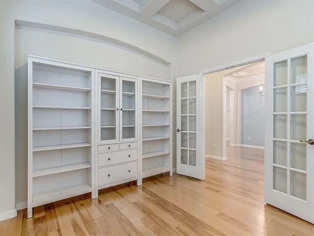 954 Pheasant Dr — Photo 10