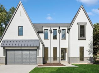 580 S Kearsage Ave, Elmhurst, IL 60126