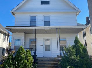 1371 W 69th St #UP, Cleveland, OH 44102