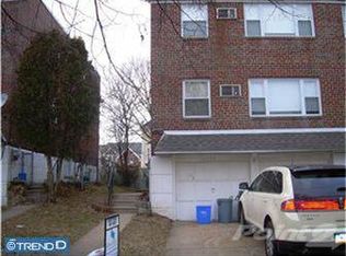 10630 Lockart Rd, Philadelphia, PA 19116