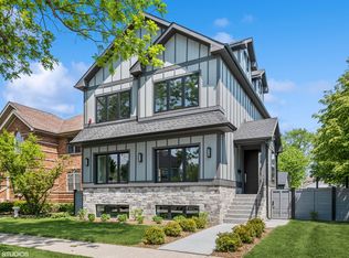 11 N Grace Ave, Park Ridge, IL 60068