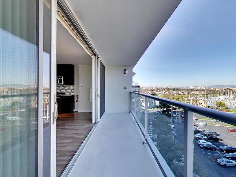 Panomar Luxury Apartments — Photo 77