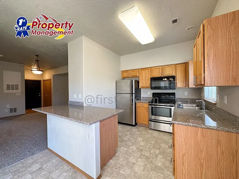 1923 E Wilson Ln #C — Photo 10