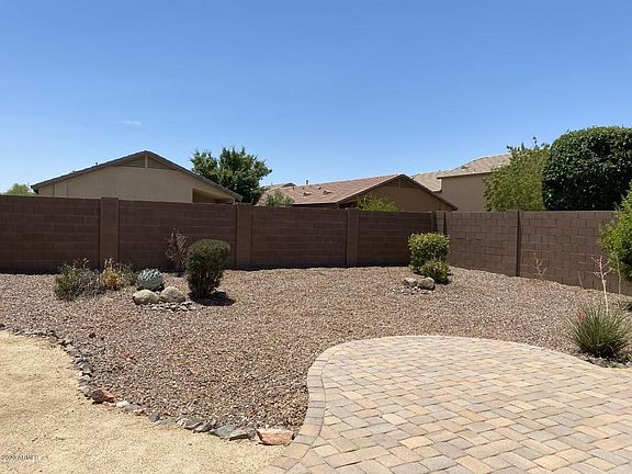 2nd image of 40455 W Thornberry Ln