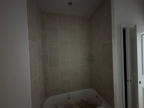 3rd image of 508 Vista Ridge Dr