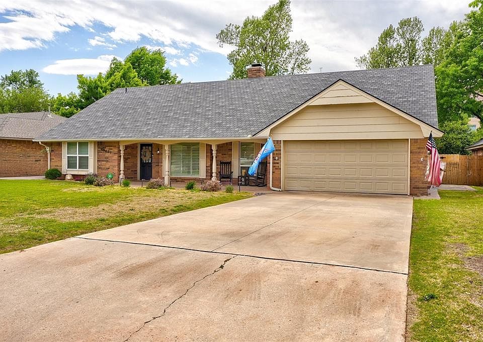 1st image of 13401 Green Valley Dr
