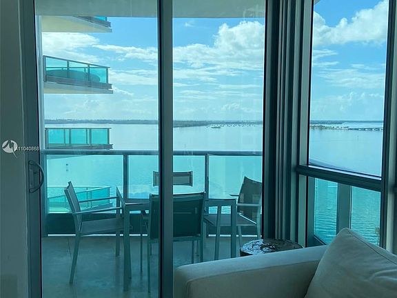 4th image of 1331 Brickell Bay Dr APT 1509