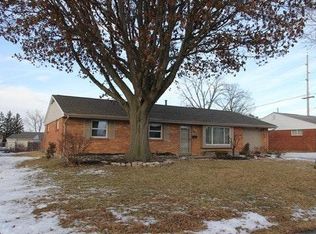 2420 Windsor Dr, Lima, OH 45805