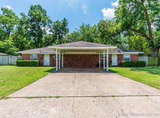 1910 E 51st Pl, Tulsa, OK 74105