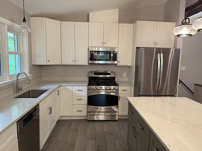 1800 Courtland Rd — Photo 36