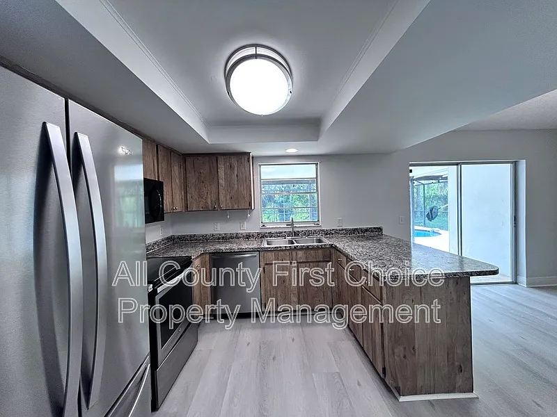 3 bed, 2.0 bath, 1164 sqft, $2,695 — Photo 4