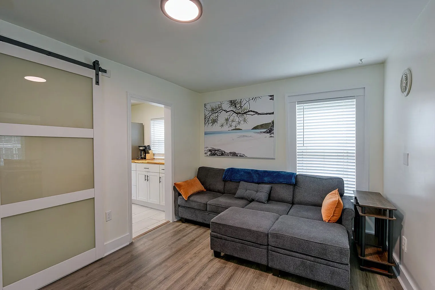 1 bed, 1.0 bath, 538 sqft, $1,623 — Photo 1