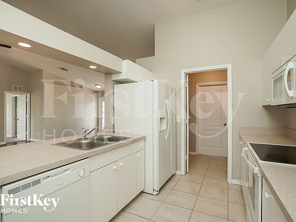 5th image of 3208 9th St W