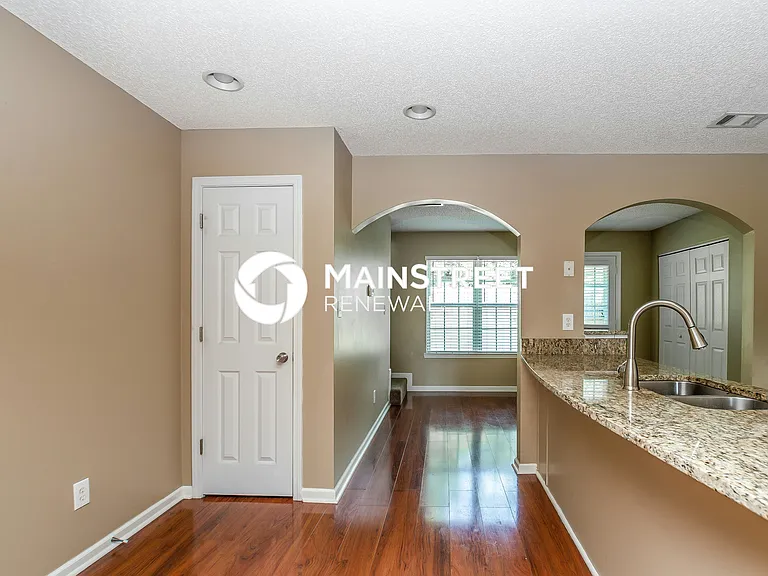 4012 Meadow Glen Way — Photo 6