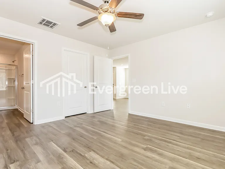 2219 Courtina Way — Photo 8