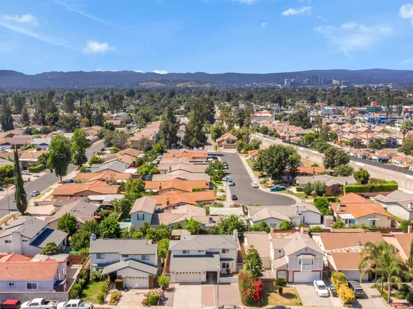 20814 Rodax St, Winnetka, CA 91306